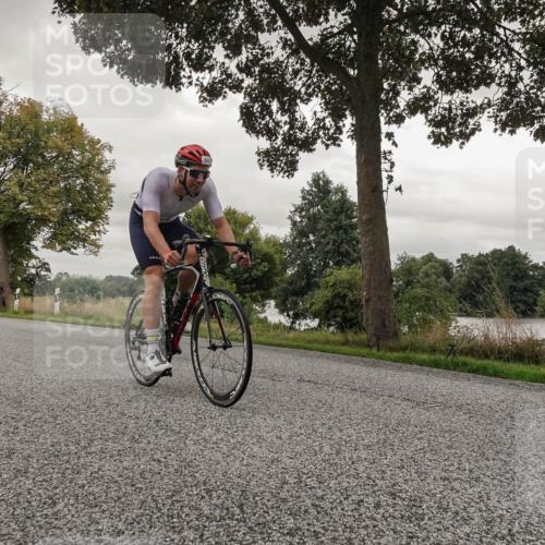 30.08.2026 - Elbe Triathlon Hamburg Michael Burmester http://msf.ph/oto/10043311 30.08.2026 09:18:03 Radfahren 236, 281, 841 meine-sportfotos.de