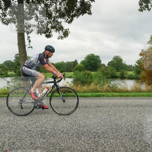 30.08.2026 - Elbe Triathlon Hamburg Michael Burmester http://msf.ph/oto/10043360 30.08.2026 09:02:01 Radfahren 281, 319 meine-sportfotos.de