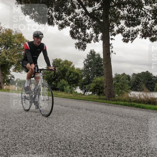 30.08.2026 - Elbe Triathlon Hamburg Michael Burmester http://msf.ph/oto/10043370 30.08.2026 09:18:20 Radfahren 197, 440, 483, 542, 639, 1894 meine-sportfotos.de