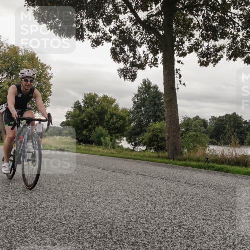 30.08.2026 - Elbe Triathlon Hamburg Michael Burmester http://msf.ph/oto/10043628 30.08.2026 09:19:29 Radfahren 259, 567 meine-sportfotos.de