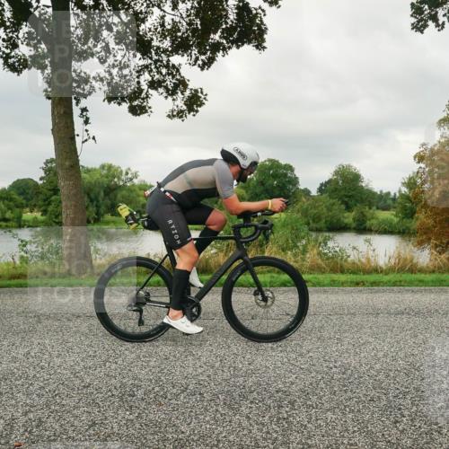 30.08.2026 - Elbe Triathlon Hamburg Michael Burmester http://msf.ph/oto/10043657 30.08.2026 09:05:13 Radfahren 189, 308, 352 meine-sportfotos.de