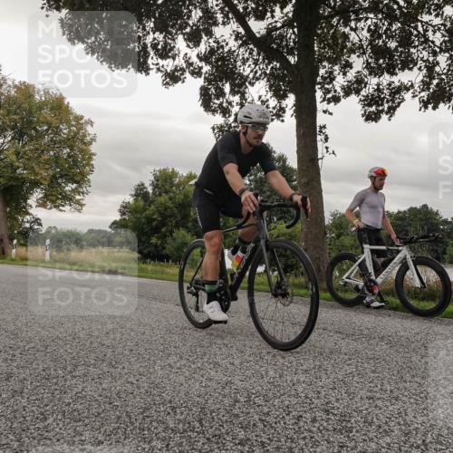 30.08.2026 - Elbe Triathlon Hamburg Michael Burmester http://msf.ph/oto/10043659 30.08.2026 09:19:37 Radfahren 183, 266, 312, 368, 434, 451, 502, 520, 567, 597 meine-sportfotos.de