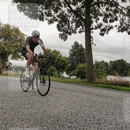 30.08.2026 - Elbe Triathlon Hamburg Michael Burmester http://msf.ph/oto/10043759 30.08.2026 09:20:08 Radfahren 185, 330, 588 meine-sportfotos.de