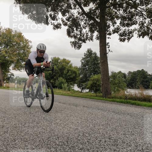 30.08.2026 - Elbe Triathlon Hamburg Michael Burmester http://msf.ph/oto/10043789 30.08.2026 09:20:23 Radfahren 500, 718 meine-sportfotos.de