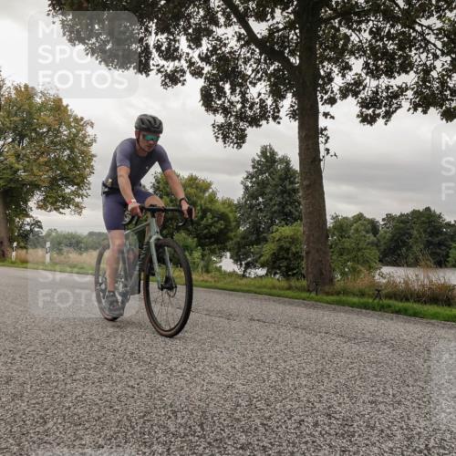 30.08.2026 - Elbe Triathlon Hamburg Michael Burmester http://msf.ph/oto/10043835 30.08.2026 09:20:41 Radfahren 188, 554, 691 meine-sportfotos.de