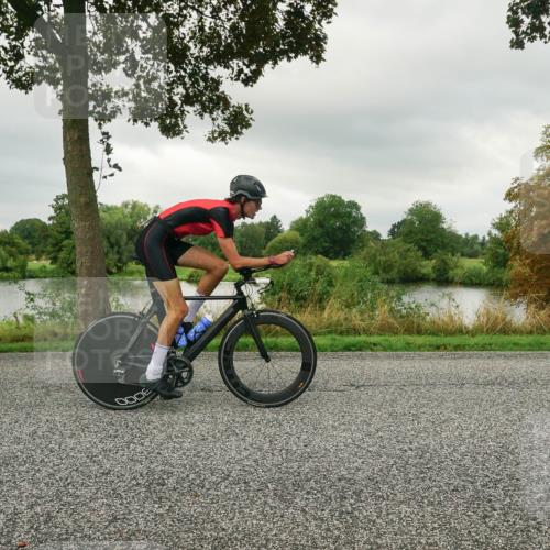 30.08.2026 - Elbe Triathlon Hamburg Michael Burmester http://msf.ph/oto/10043862 30.08.2026 09:06:56 Radfahren 282, 392 meine-sportfotos.de