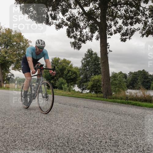 30.08.2026 - Elbe Triathlon Hamburg Michael Burmester http://msf.ph/oto/10043863 30.08.2026 09:20:56 Radfahren 372, 432, 584, 606 meine-sportfotos.de