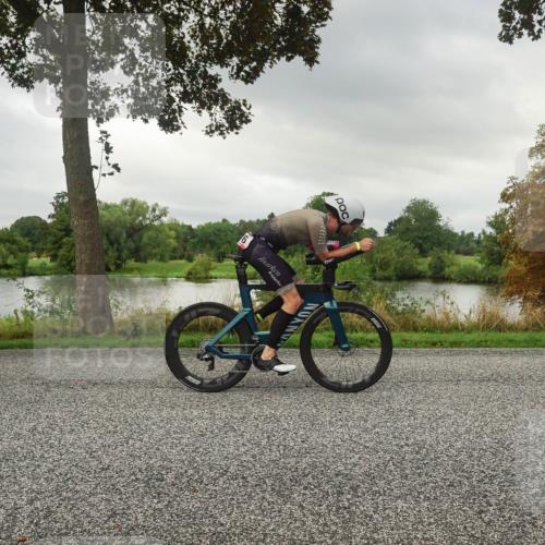 30.08.2026 - Elbe Triathlon Hamburg Michael Burmester http://msf.ph/oto/10043931 30.08.2026 09:08:02 Radfahren 188, 216, 372, 458 meine-sportfotos.de