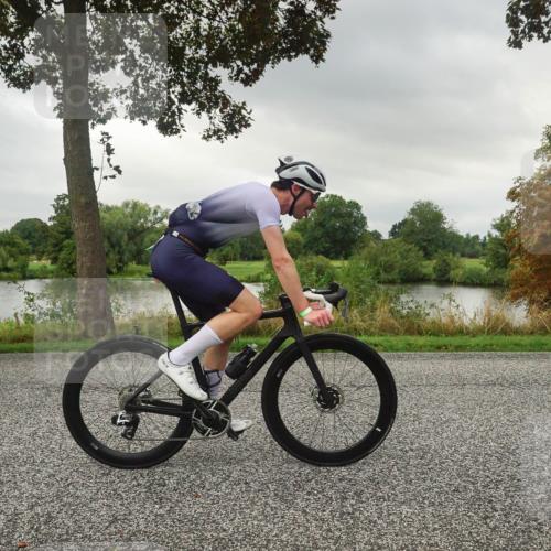30.08.2026 - Elbe Triathlon Hamburg Michael Burmester http://msf.ph/oto/10043941 30.08.2026 09:08:03 Radfahren 188, 216, 372, 398, 458 meine-sportfotos.de