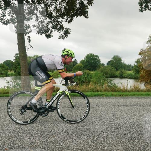 30.08.2026 - Elbe Triathlon Hamburg Michael Burmester http://msf.ph/oto/10044084 30.08.2026 09:09:34 Radfahren 201, 219, 269, 466 meine-sportfotos.de