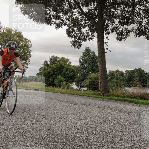 30.08.2026 - Elbe Triathlon Hamburg Michael Burmester http://msf.ph/oto/10044100 30.08.2026 09:22:05 Radfahren 307, 363, 392, 418, 470, 476, 516, 582 meine-sportfotos.de