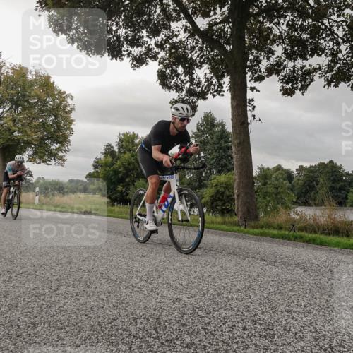 30.08.2026 - Elbe Triathlon Hamburg Michael Burmester http://msf.ph/oto/10044133 30.08.2026 09:22:09 Radfahren 280, 307, 320, 418, 470, 476, 516, 582 meine-sportfotos.de