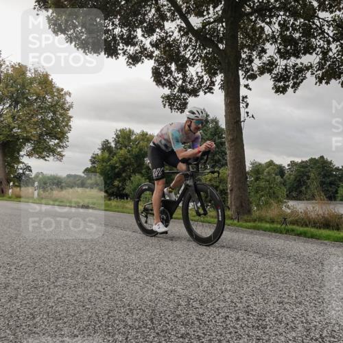 30.08.2026 - Elbe Triathlon Hamburg Michael Burmester http://msf.ph/oto/10044141 30.08.2026 09:22:09 Radfahren 280, 307, 320, 418, 470, 476, 516, 582 meine-sportfotos.de
