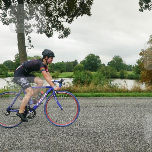 30.08.2026 - Elbe Triathlon Hamburg Michael Burmester http://msf.ph/oto/10044240 30.08.2026 09:10:33 Radfahren 326, 390, 417 meine-sportfotos.de