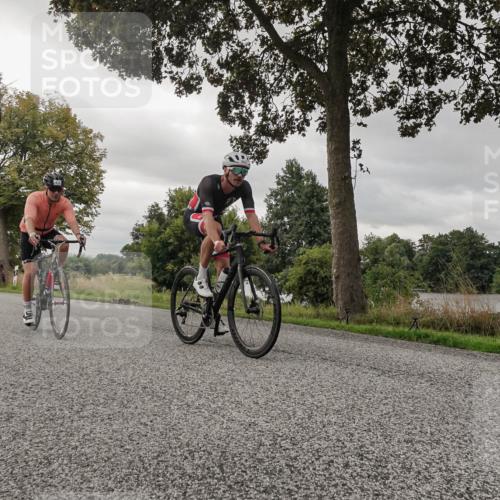 30.08.2026 - Elbe Triathlon Hamburg Michael Burmester http://msf.ph/oto/10044287 30.08.2026 09:22:56 Radfahren 254, 413, 462, 472 meine-sportfotos.de