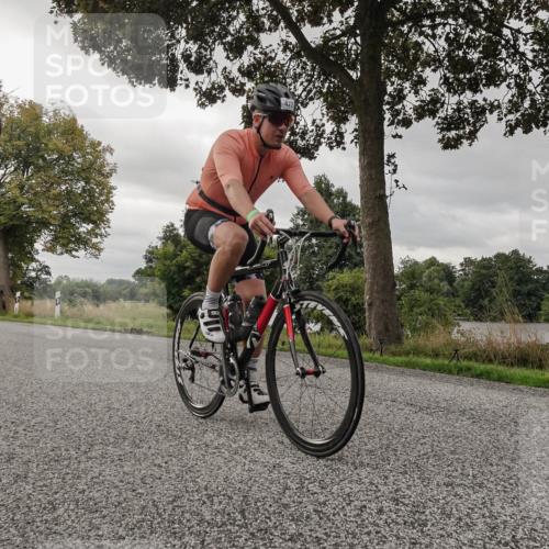 30.08.2026 - Elbe Triathlon Hamburg Michael Burmester http://msf.ph/oto/10044297 30.08.2026 09:22:56 Radfahren 254, 413, 462, 472 meine-sportfotos.de