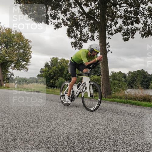 30.08.2026 - Elbe Triathlon Hamburg Michael Burmester http://msf.ph/oto/10044343 30.08.2026 09:23:07 Radfahren 182, 404, 437, 439, 632, 705, 1895 meine-sportfotos.de