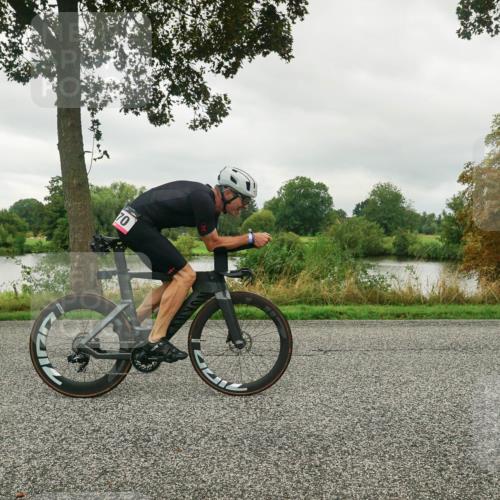 30.08.2026 - Elbe Triathlon Hamburg Michael Burmester http://msf.ph/oto/10044384 30.08.2026 09:11:41 Radfahren 270, 328 meine-sportfotos.de