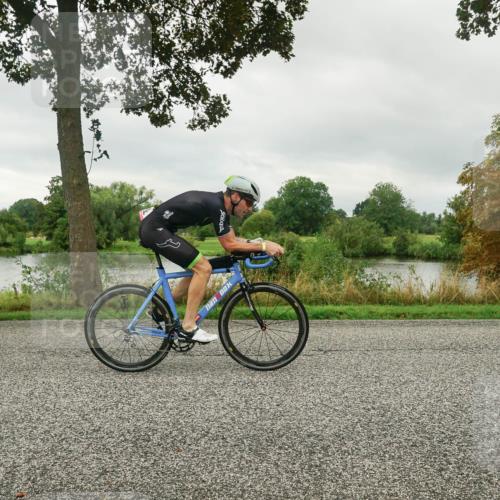 30.08.2026 - Elbe Triathlon Hamburg Michael Burmester http://msf.ph/oto/10044521 30.08.2026 09:12:38 Radfahren 192, 192, 288, 341, 481, 595 meine-sportfotos.de