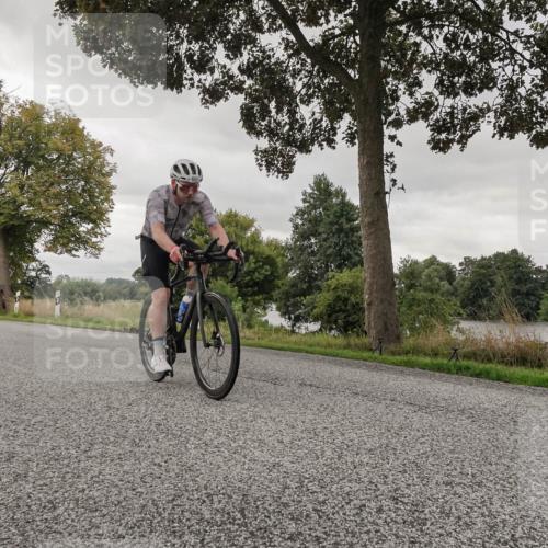 30.08.2026 - Elbe Triathlon Hamburg Michael Burmester http://msf.ph/oto/10044532 30.08.2026 09:24:03 Radfahren 529, 535, 583, 621 meine-sportfotos.de