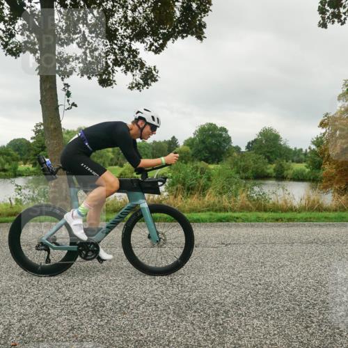 30.08.2026 - Elbe Triathlon Hamburg Michael Burmester http://msf.ph/oto/10044548 30.08.2026 09:12:46 Radfahren 202, 222, 271, 481 meine-sportfotos.de