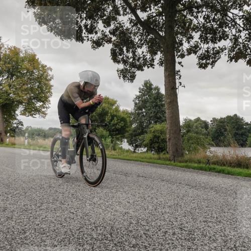 30.08.2026 - Elbe Triathlon Hamburg Michael Burmester http://msf.ph/oto/10044602 30.08.2026 09:24:27 Radfahren 221, 232, 252, 557, 560, 603, 633 meine-sportfotos.de