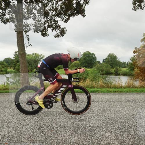 30.08.2026 - Elbe Triathlon Hamburg Michael Burmester http://msf.ph/oto/10044675 30.08.2026 09:13:21 Radfahren 229, 238, 245, 248, 318, 346, 385, 689 meine-sportfotos.de