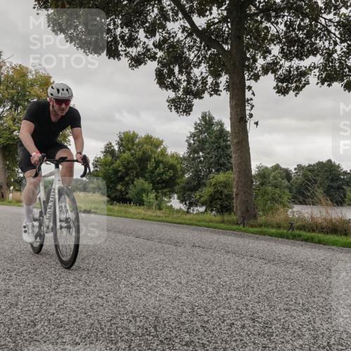 30.08.2026 - Elbe Triathlon Hamburg Michael Burmester http://msf.ph/oto/10044685 30.08.2026 09:24:44 Radfahren 466, 608, 617 meine-sportfotos.de