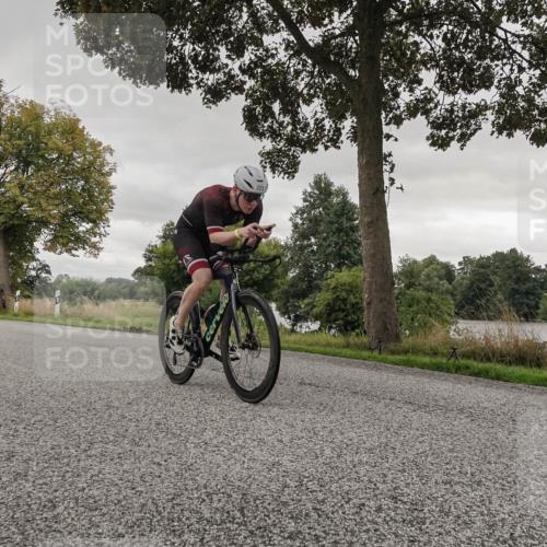 30.08.2026 - Elbe Triathlon Hamburg Michael Burmester http://msf.ph/oto/10044785 30.08.2026 09:25:12 Radfahren 223, 397, 399, 732 meine-sportfotos.de