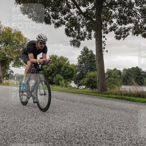 30.08.2026 - Elbe Triathlon Hamburg Michael Burmester http://msf.ph/oto/10044806 30.08.2026 09:25:18 Radfahren 181, 270, 399, 732 meine-sportfotos.de