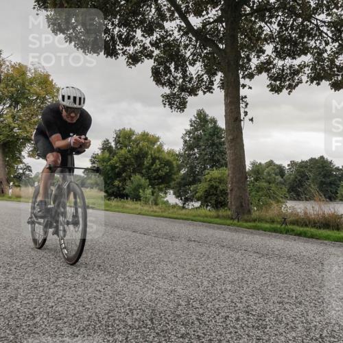 30.08.2026 - Elbe Triathlon Hamburg Michael Burmester http://msf.ph/oto/10044823 30.08.2026 09:25:21 Radfahren 181, 270, 399, 576, 628 meine-sportfotos.de