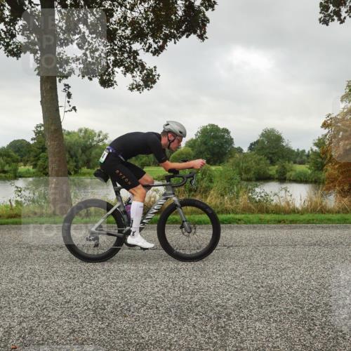 30.08.2026 - Elbe Triathlon Hamburg Michael Burmester http://msf.ph/oto/10044922 30.08.2026 09:14:49 Radfahren 211, 260, 274, 414, 425, 438, 532, 534 meine-sportfotos.de