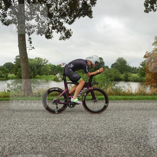 30.08.2026 - Elbe Triathlon Hamburg Michael Burmester http://msf.ph/oto/10044984 30.08.2026 09:15:00 Radfahren 180, 186, 194, 302, 493 meine-sportfotos.de