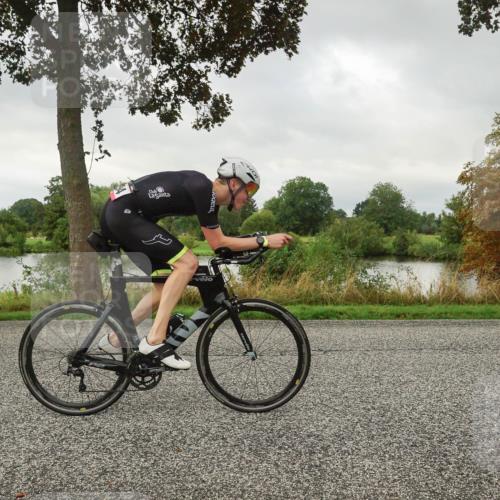 30.08.2026 - Elbe Triathlon Hamburg Michael Burmester http://msf.ph/oto/10045016 30.08.2026 09:15:07 Radfahren 180, 194, 273, 489 meine-sportfotos.de