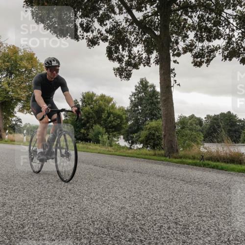 30.08.2026 - Elbe Triathlon Hamburg Michael Burmester http://msf.ph/oto/10045098 30.08.2026 09:26:27 Radfahren 201, 264, 347, 351, 382, 417, 423, 506, 579, 611, 756 meine-sportfotos.de