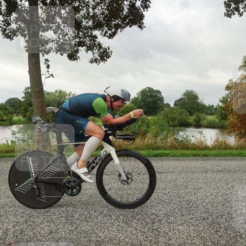 30.08.2026 - Elbe Triathlon Hamburg Michael Burmester http://msf.ph/oto/10045152 30.08.2026 09:15:57 Radfahren 200 meine-sportfotos.de
