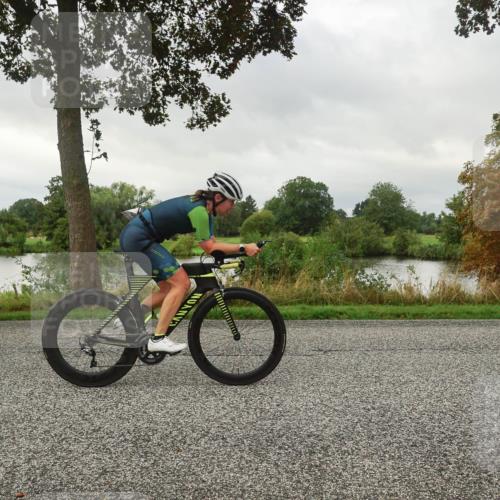 30.08.2026 - Elbe Triathlon Hamburg Michael Burmester http://msf.ph/oto/10045160 30.08.2026 09:16:07 Radfahren 343, 354 meine-sportfotos.de