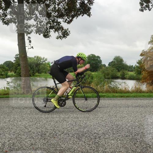 30.08.2026 - Elbe Triathlon Hamburg Michael Burmester http://msf.ph/oto/10045188 30.08.2026 09:16:17 Radfahren 190, 452, 528 meine-sportfotos.de