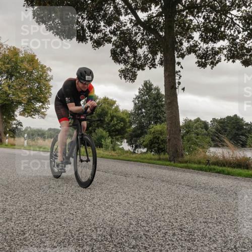 30.08.2026 - Elbe Triathlon Hamburg Michael Burmester http://msf.ph/oto/10045370 30.08.2026 09:27:27 Radfahren 324, 325, 464, 526, 556, 665 meine-sportfotos.de