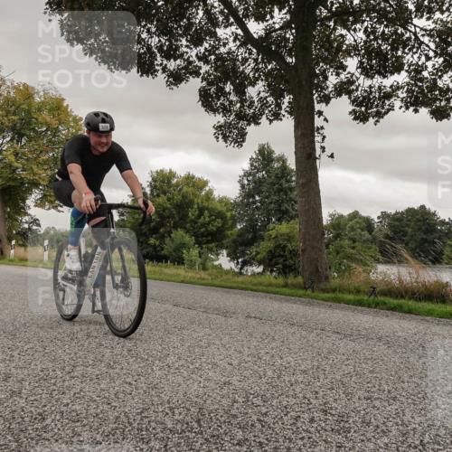 30.08.2026 - Elbe Triathlon Hamburg Michael Burmester http://msf.ph/oto/10045379 30.08.2026 09:27:28 Radfahren 324, 325, 464, 526, 556, 665 meine-sportfotos.de