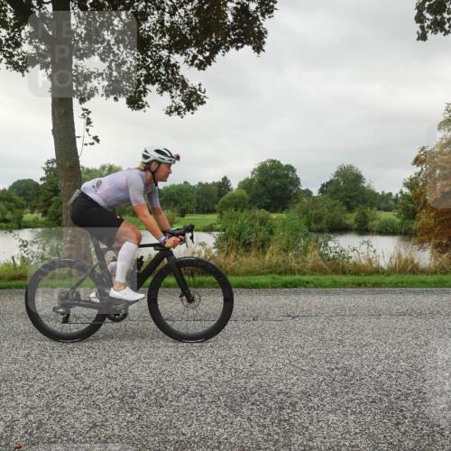 30.08.2026 - Elbe Triathlon Hamburg Michael Burmester http://msf.ph/oto/10045498 30.08.2026 09:17:53 Radfahren 308, 329, 389, 433 meine-sportfotos.de