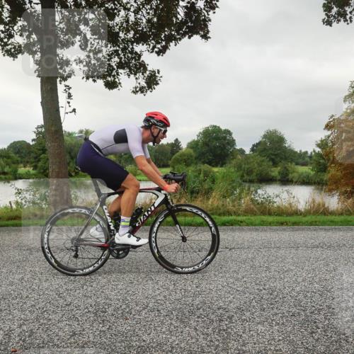 30.08.2026 - Elbe Triathlon Hamburg Michael Burmester http://msf.ph/oto/10045522 30.08.2026 09:18:03 Radfahren 236, 281, 841 meine-sportfotos.de