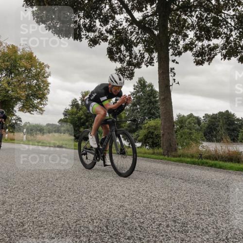 30.08.2026 - Elbe Triathlon Hamburg Michael Burmester http://msf.ph/oto/10045594 30.08.2026 09:28:14 Radfahren 235, 253, 558, 569, 698, 731, 741, 976 meine-sportfotos.de