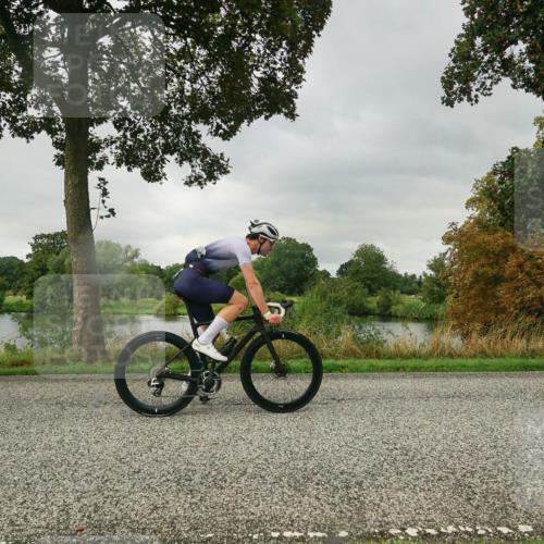 30.08.2026 - Elbe Triathlon Hamburg Michael Burmester http://msf.ph/oto/10045989 30.08.2026 09:21:52 Radfahren 199, 289, 352, 356, 441, 458, 496, 525, 642, 1897 meine-sportfotos.de