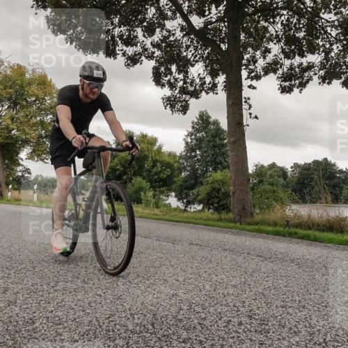 30.08.2026 - Elbe Triathlon Hamburg Michael Burmester http://msf.ph/oto/10046090 30.08.2026 09:30:19 Radfahren 321, 460, 484, 489, 640, 779 meine-sportfotos.de