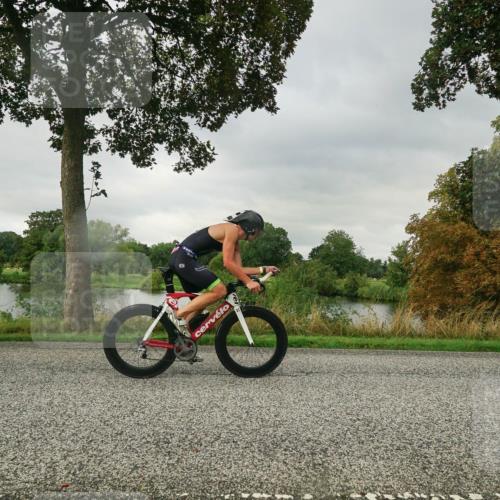 30.08.2026 - Elbe Triathlon Hamburg Michael Burmester http://msf.ph/oto/10046116 30.08.2026 09:22:21 Radfahren 193, 286, 299, 301, 411 meine-sportfotos.de