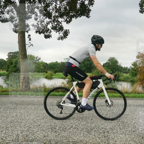 30.08.2026 - Elbe Triathlon Hamburg Michael Burmester http://msf.ph/oto/10046219 30.08.2026 09:23:05 Radfahren 182, 404, 413, 437, 439, 705, 1895 meine-sportfotos.de