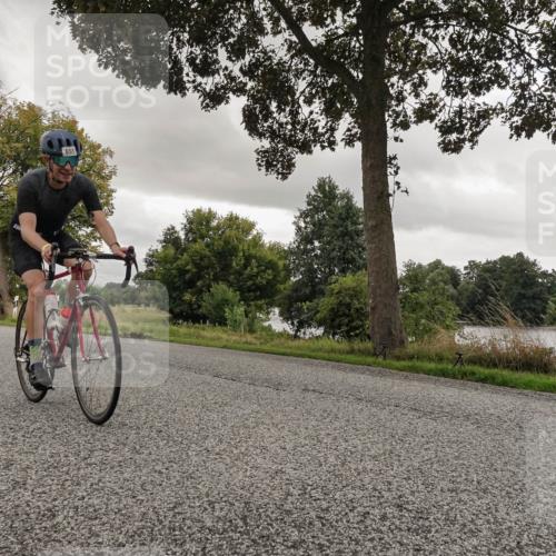 30.08.2026 - Elbe Triathlon Hamburg Michael Burmester http://msf.ph/oto/10046287 30.08.2026 09:31:05 Radfahren 260, 308, 493, 509, 546, 553, 578, 651, 725 meine-sportfotos.de