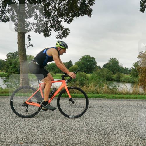 30.08.2026 - Elbe Triathlon Hamburg Michael Burmester http://msf.ph/oto/10046288 30.08.2026 09:23:26 Radfahren 739 meine-sportfotos.de