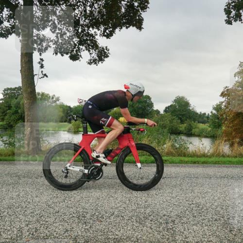 30.08.2026 - Elbe Triathlon Hamburg Michael Burmester http://msf.ph/oto/10046295 30.08.2026 09:23:34 Radfahren 227, 258, 408, 550, 573 meine-sportfotos.de